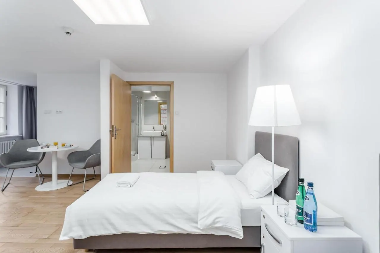 Lejlighed Rent Like Home - Muzeum Warszawskiej Pragi Warszawa Polen